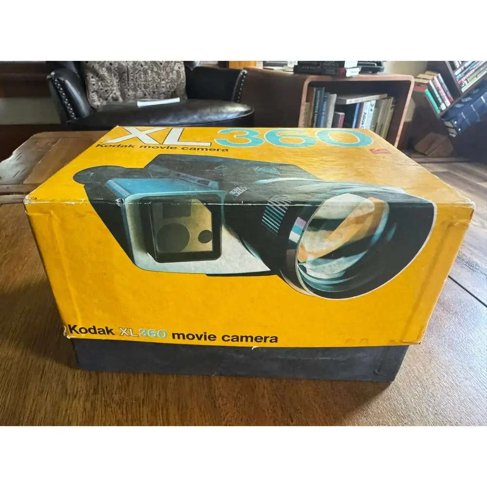 Vintage Kodak XL360 Super 8 Movie Camera Box Manual Ektar Zoom Untested